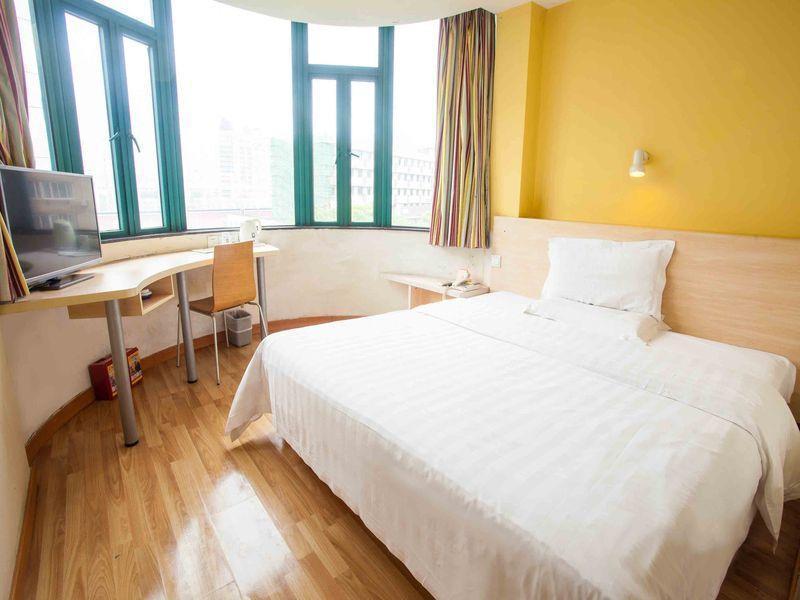 7 Days Inn Gangwan Square Dalian Exterior foto